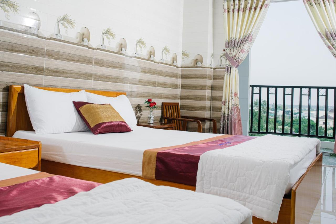 Hiep Hoa Hotel เจิวด๊ก ภายนอก รูปภาพ