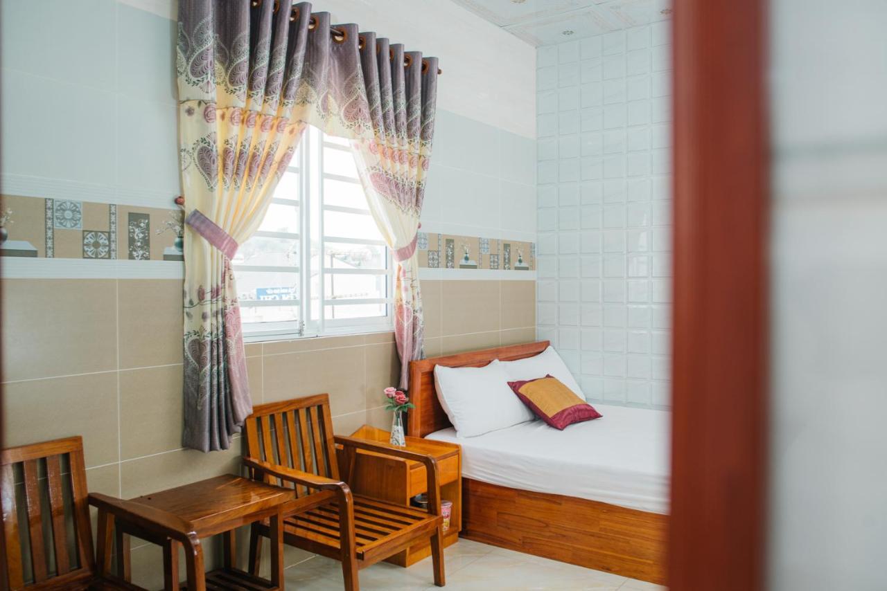 Hiep Hoa Hotel เจิวด๊ก ภายนอก รูปภาพ