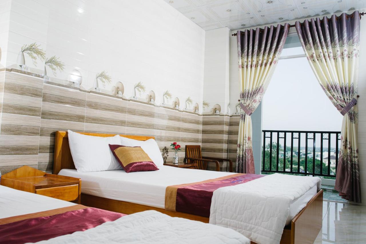 Hiep Hoa Hotel เจิวด๊ก ภายนอก รูปภาพ