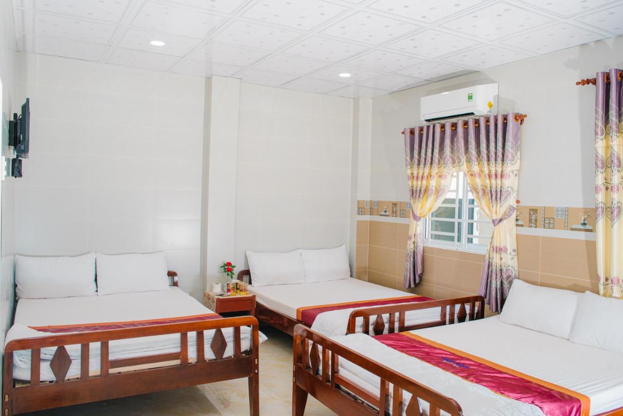 Hiep Hoa Hotel เจิวด๊ก ภายนอก รูปภาพ